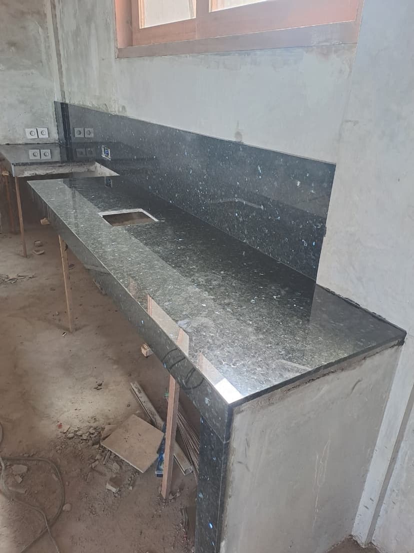 Proyek pemasangan marmer 7 oleh Karya Batu Alam Indonesia